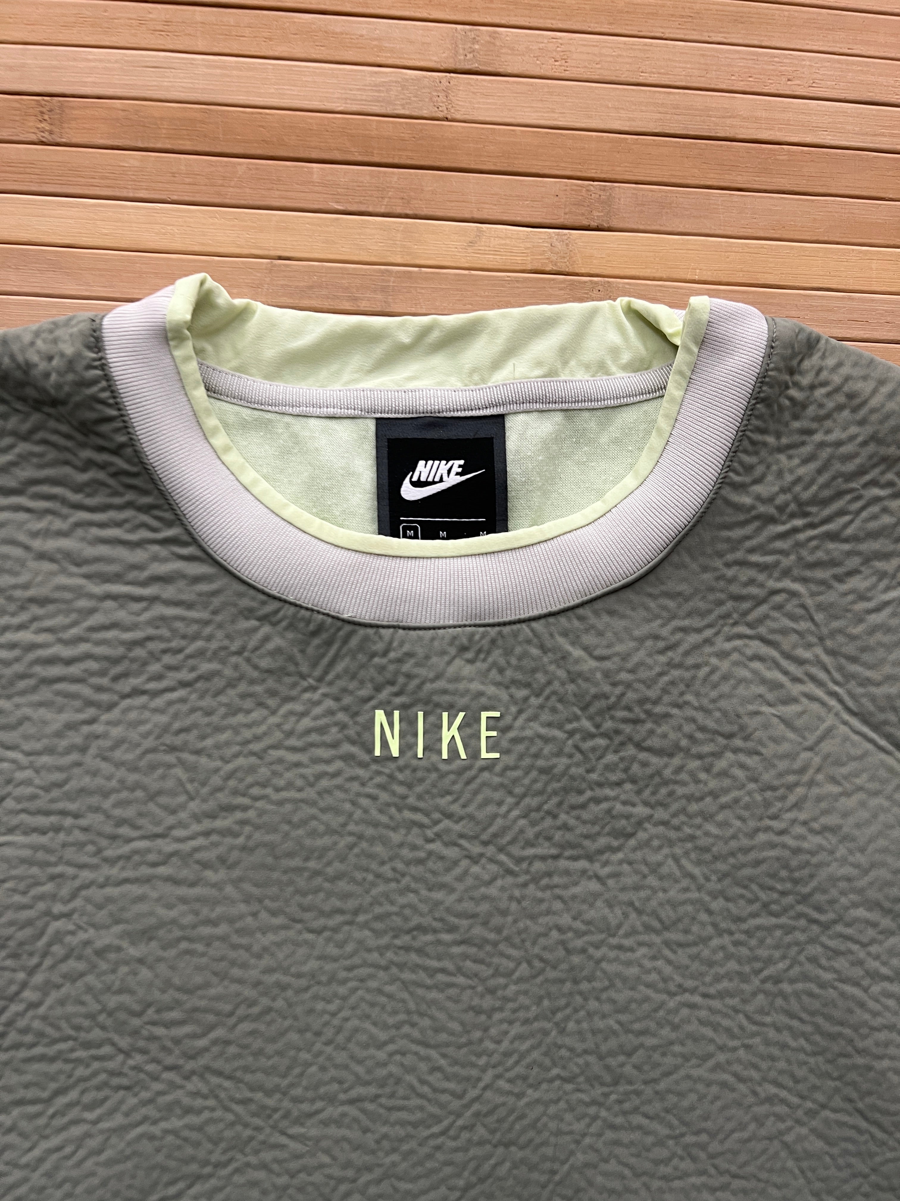 Nike Sweater (L)