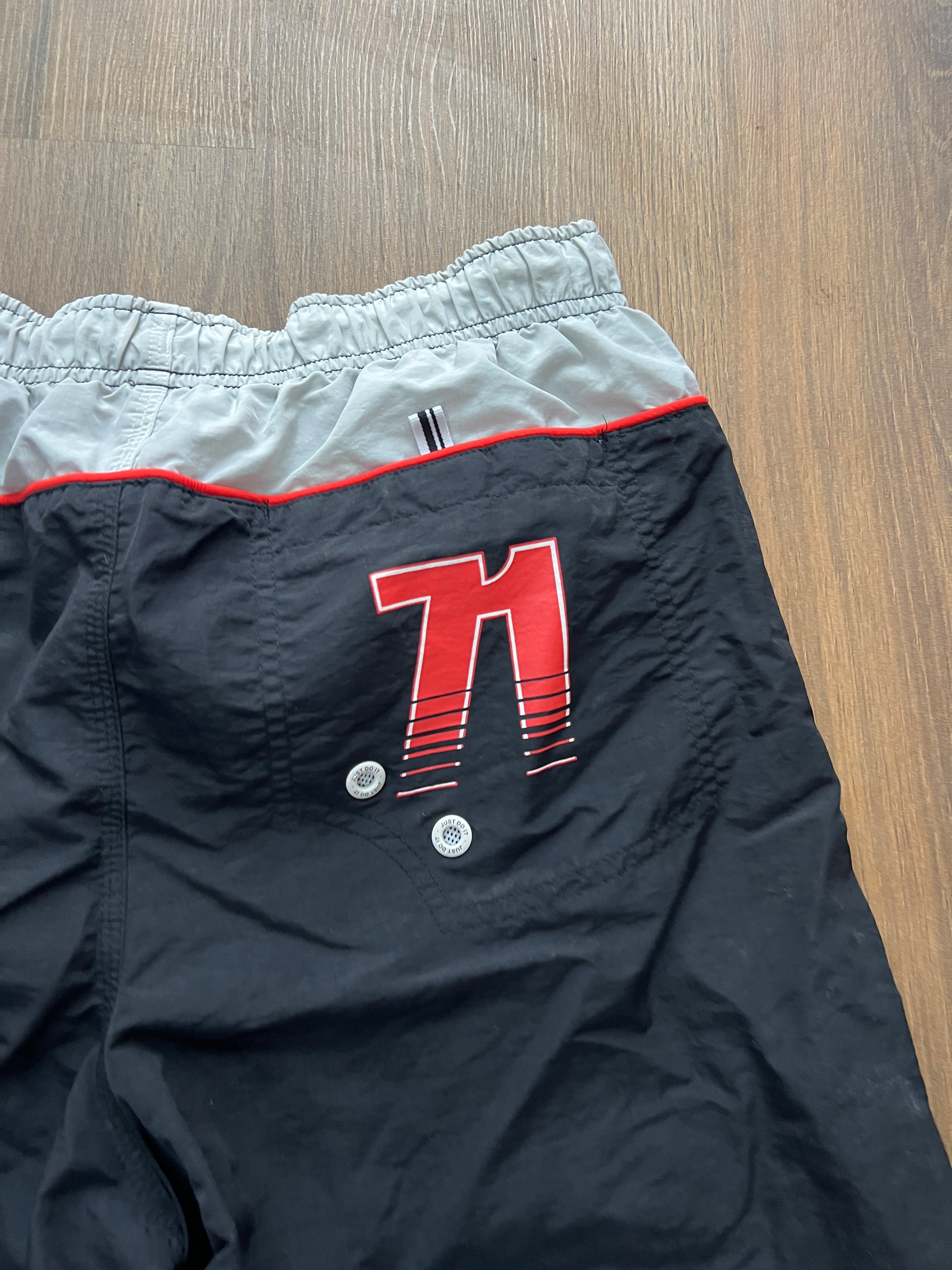Nike 71 Shorts (M)