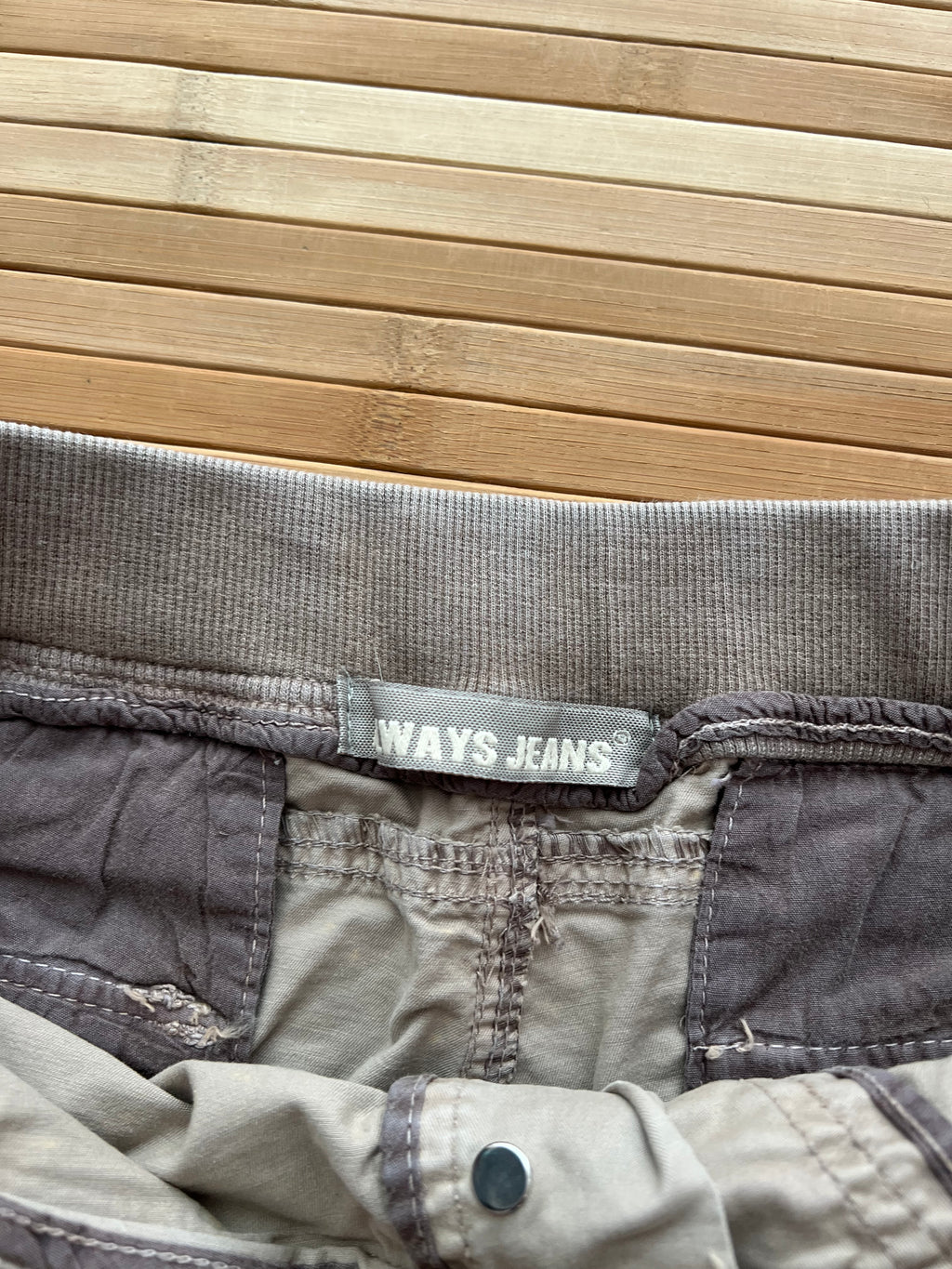 Beige Cargo Shorts (36)