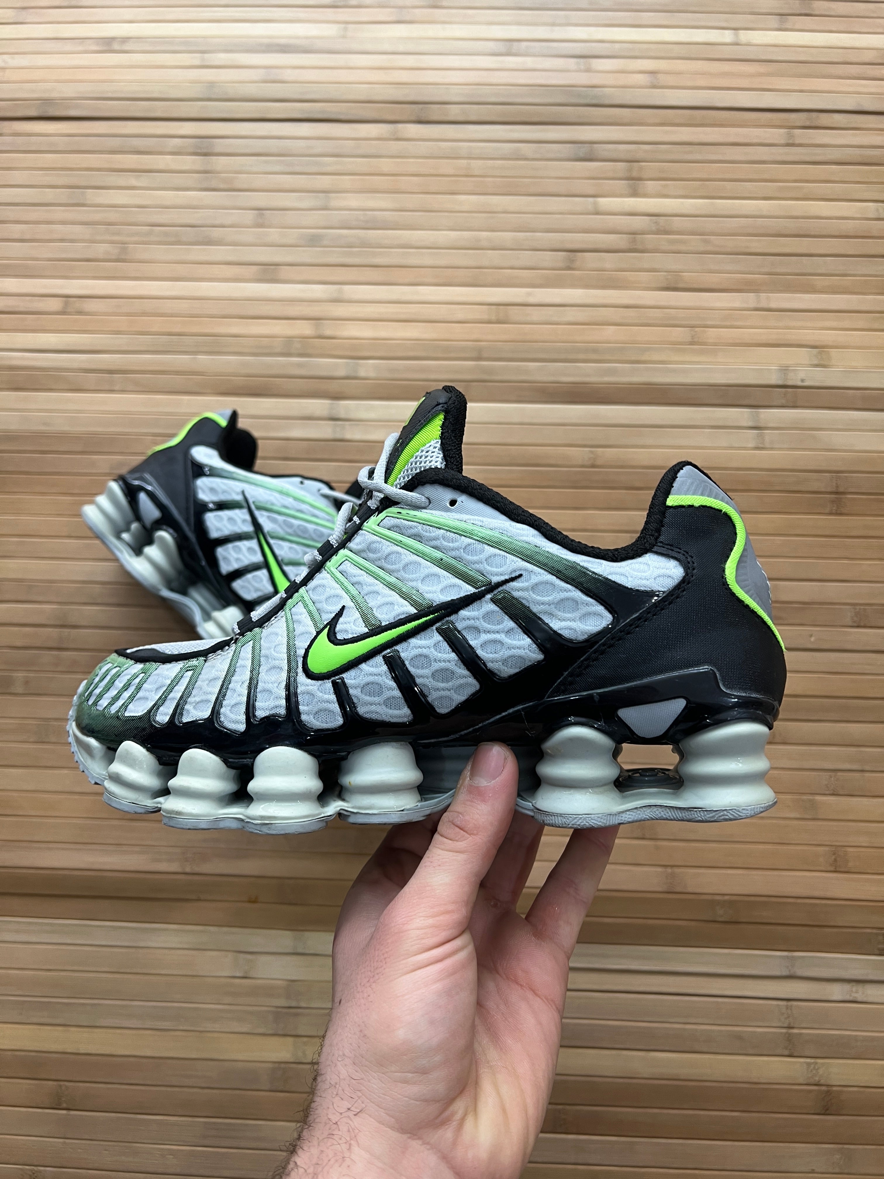 Nike Shox Wolf Grey Lime Blast (41.5-42)