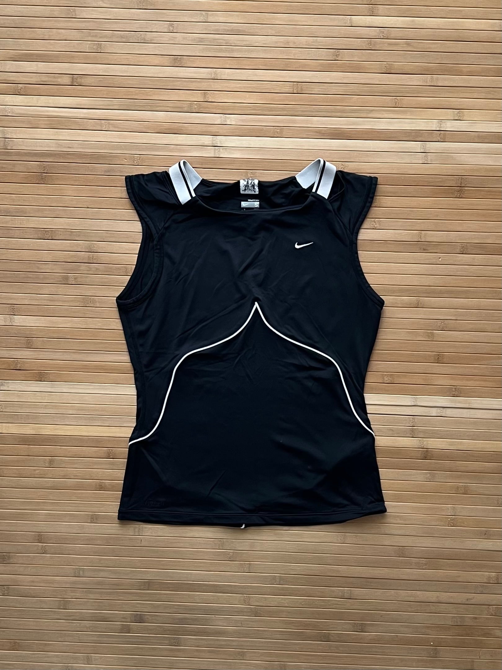 Nike Women’s running top (S)