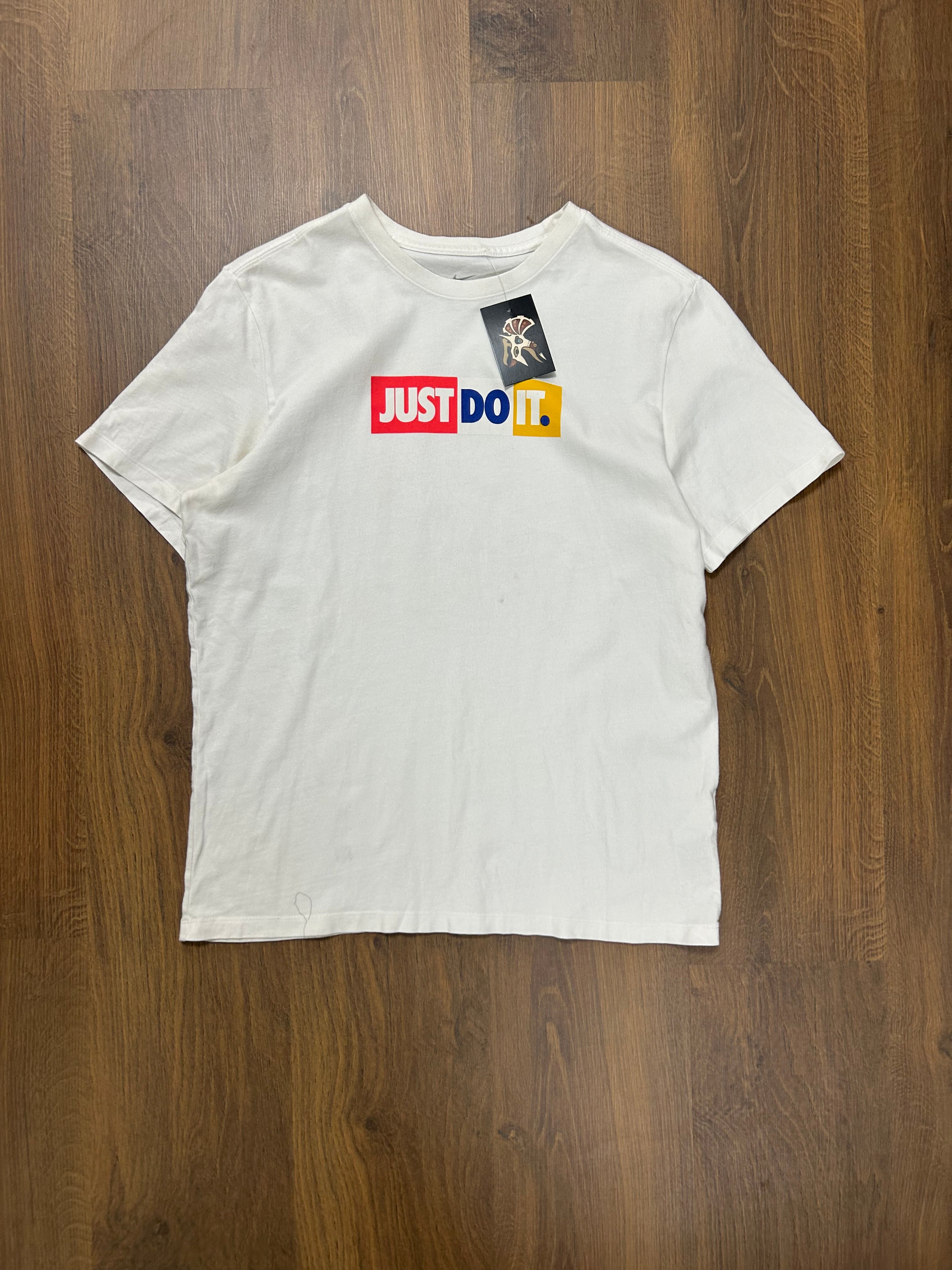 Nike Tshirt (L)