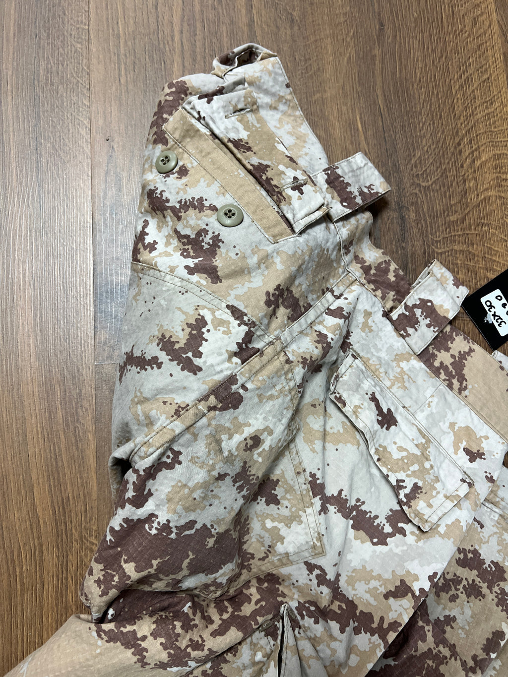 Millitary Camo Cargo Pants (32x30)