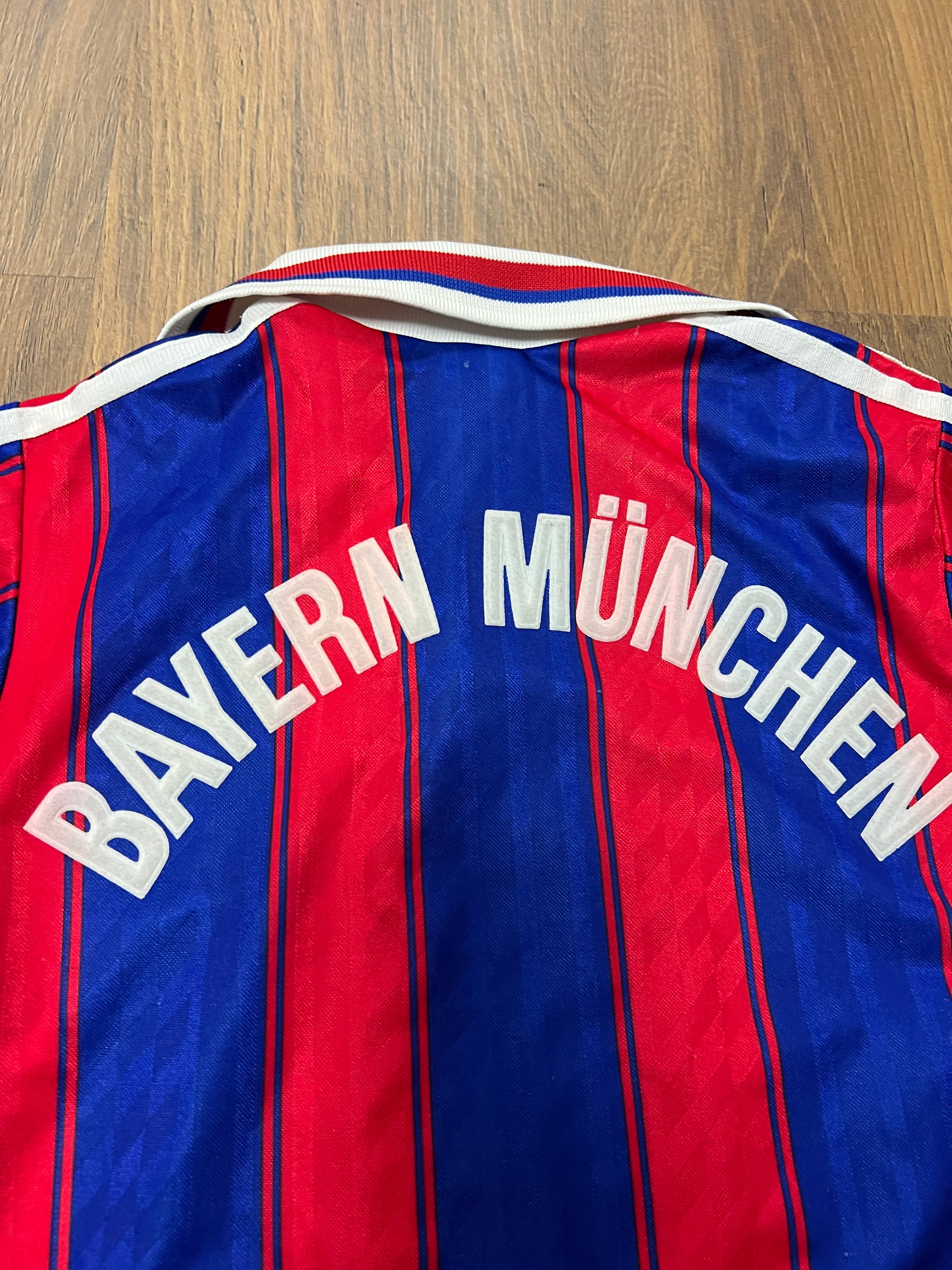 Bayern Munchen 1995-97 Crop Top🙋‍♀️(Xs)