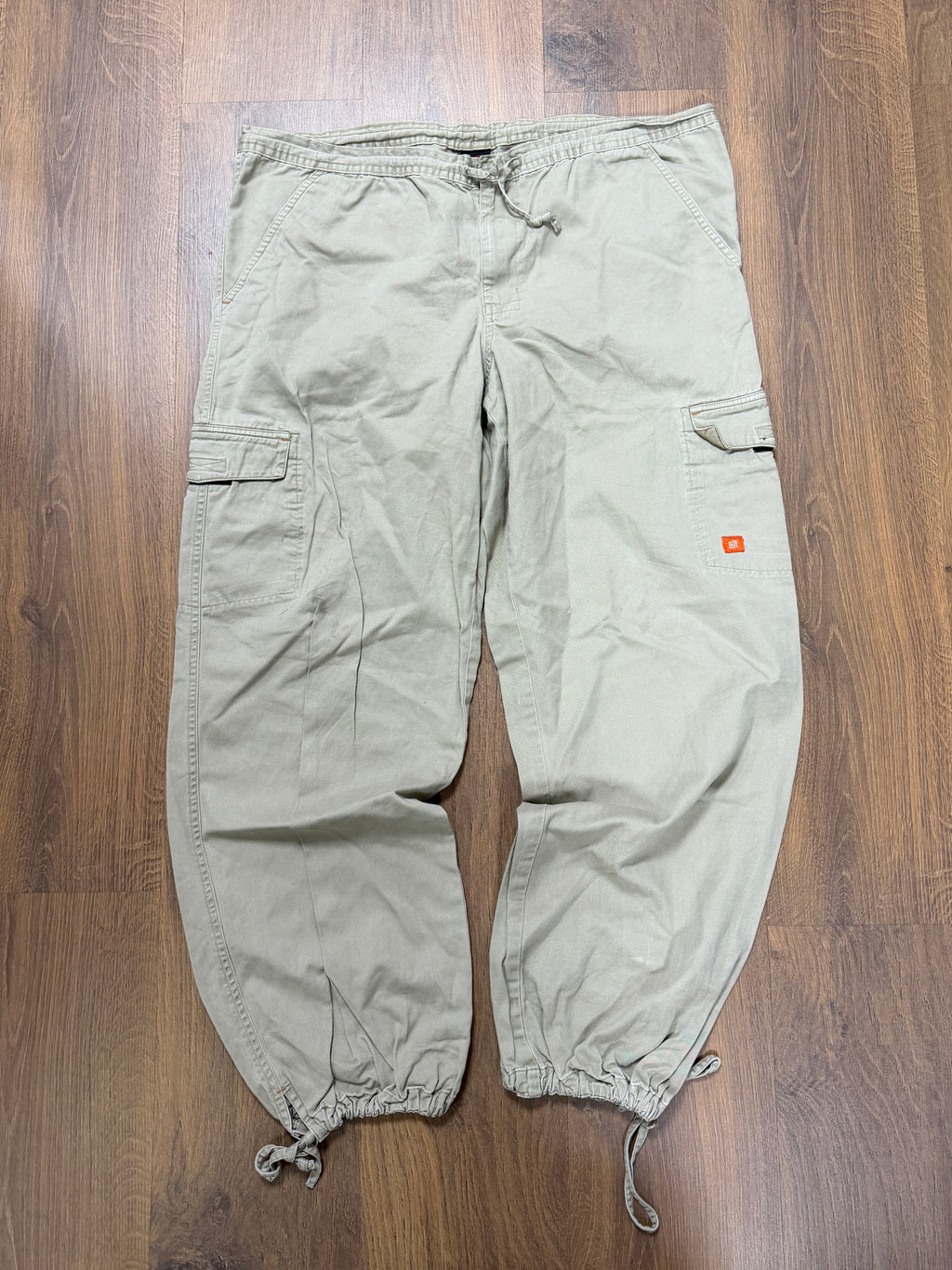 Vintage Nike Cargo pants (L/XL)