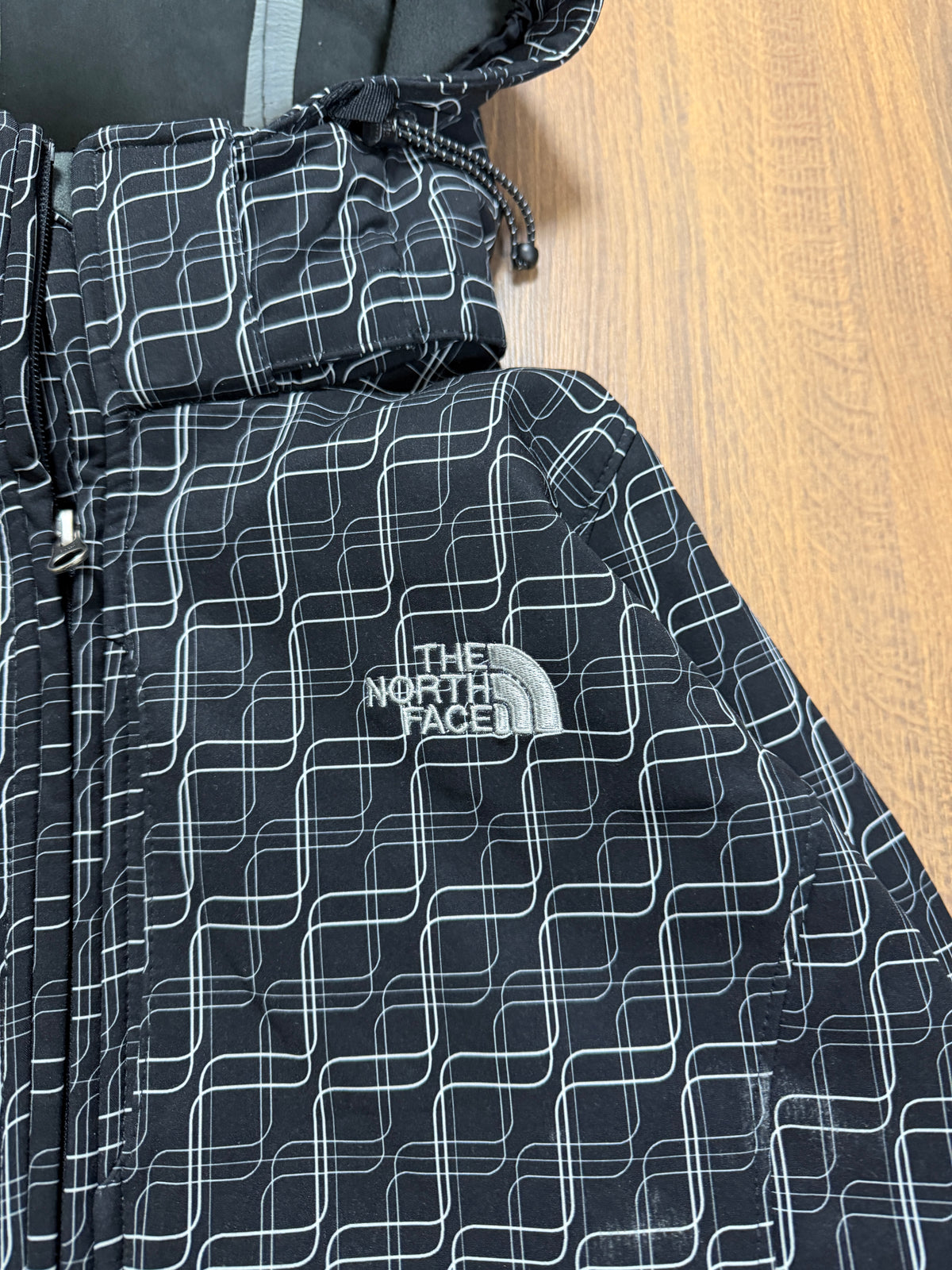 North Face Summit Series Jacket (M)