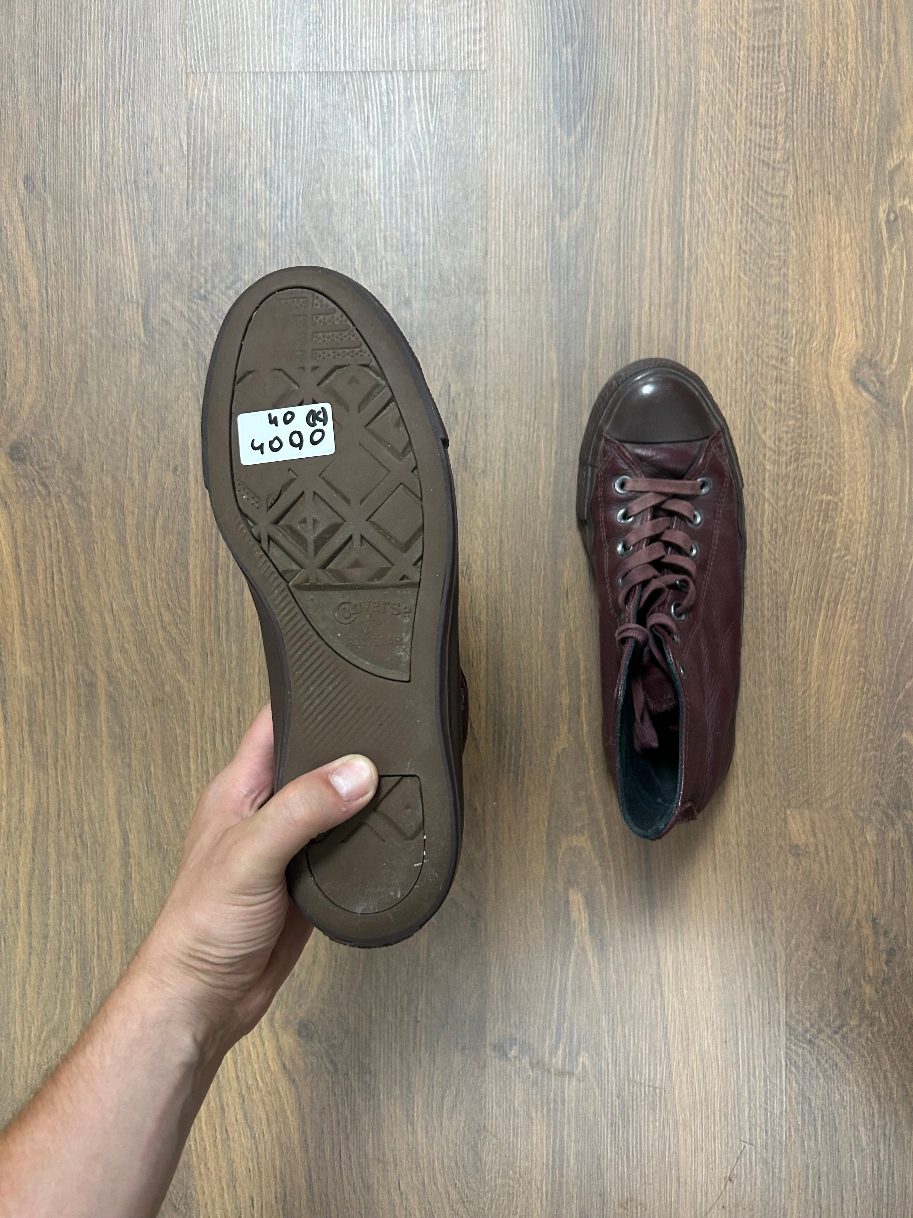 Leather Chuck Taylors Converse (40)
