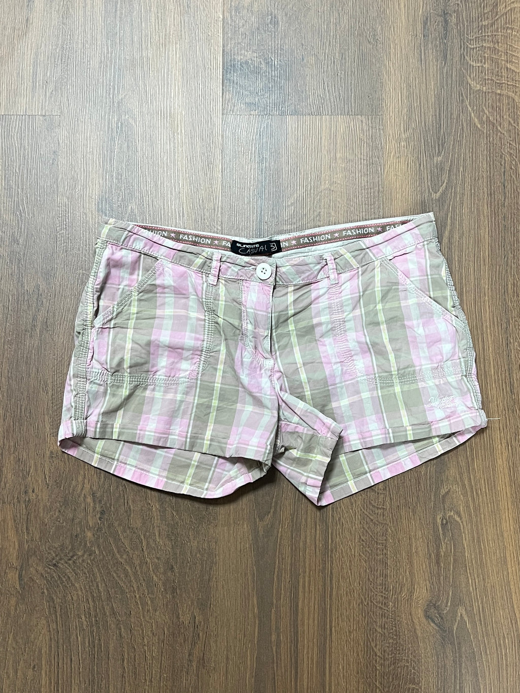 Plaid Pink Shorts 🙋‍♀️ (30)