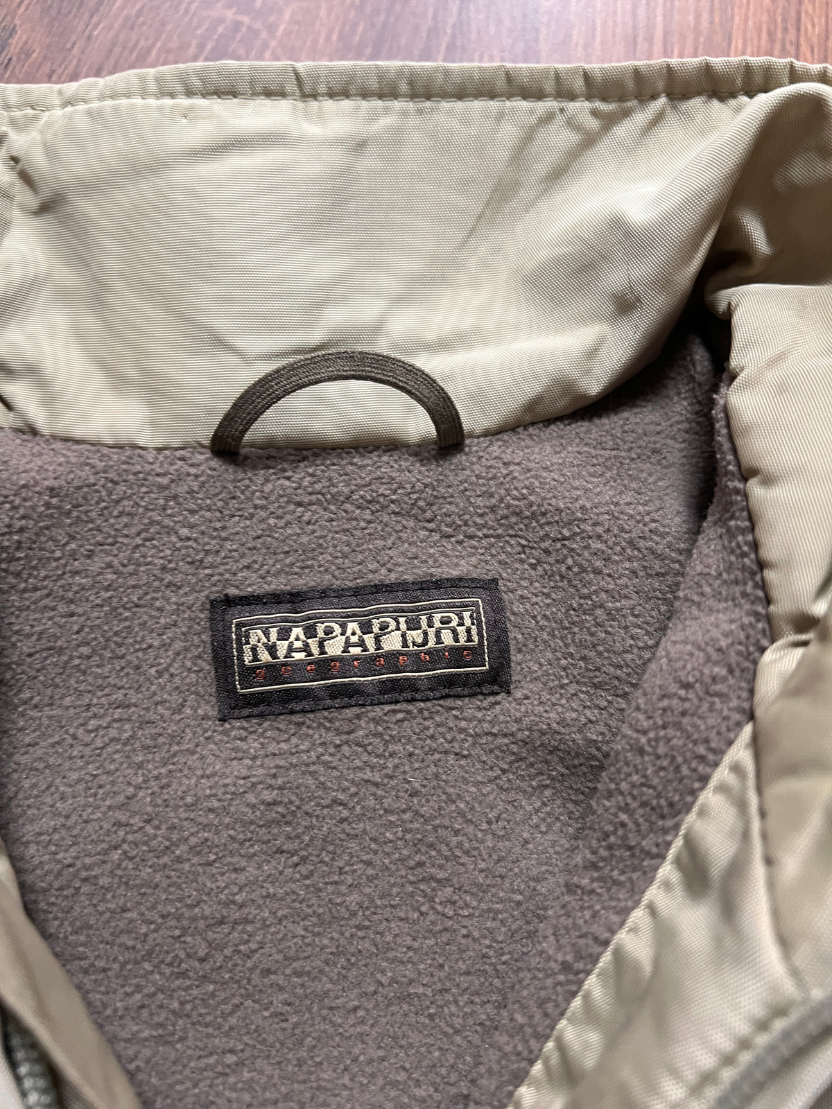 Nappapijri Track jacket (M)
