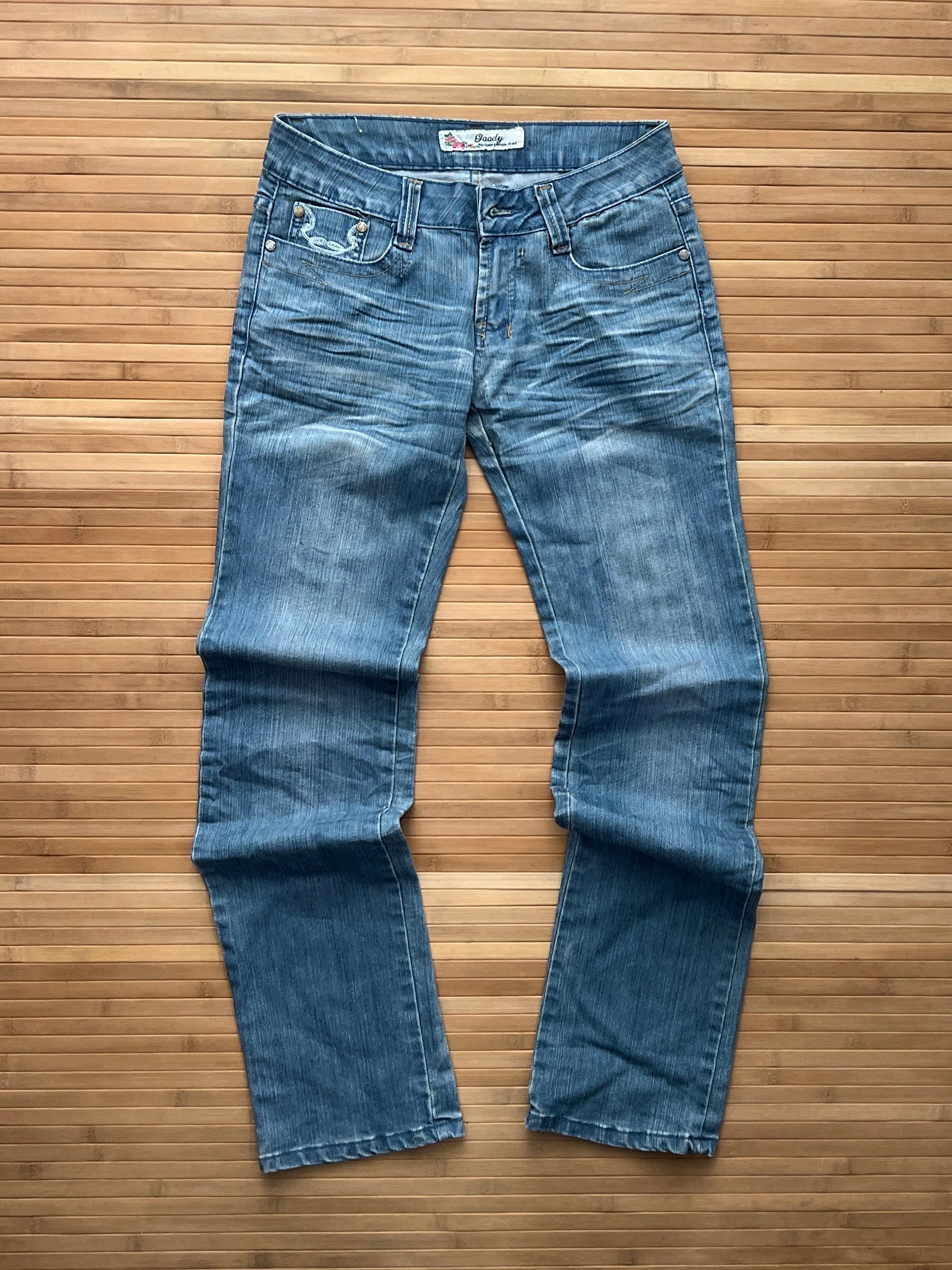 Goody Jeans 🙋‍♀️ (28x32)