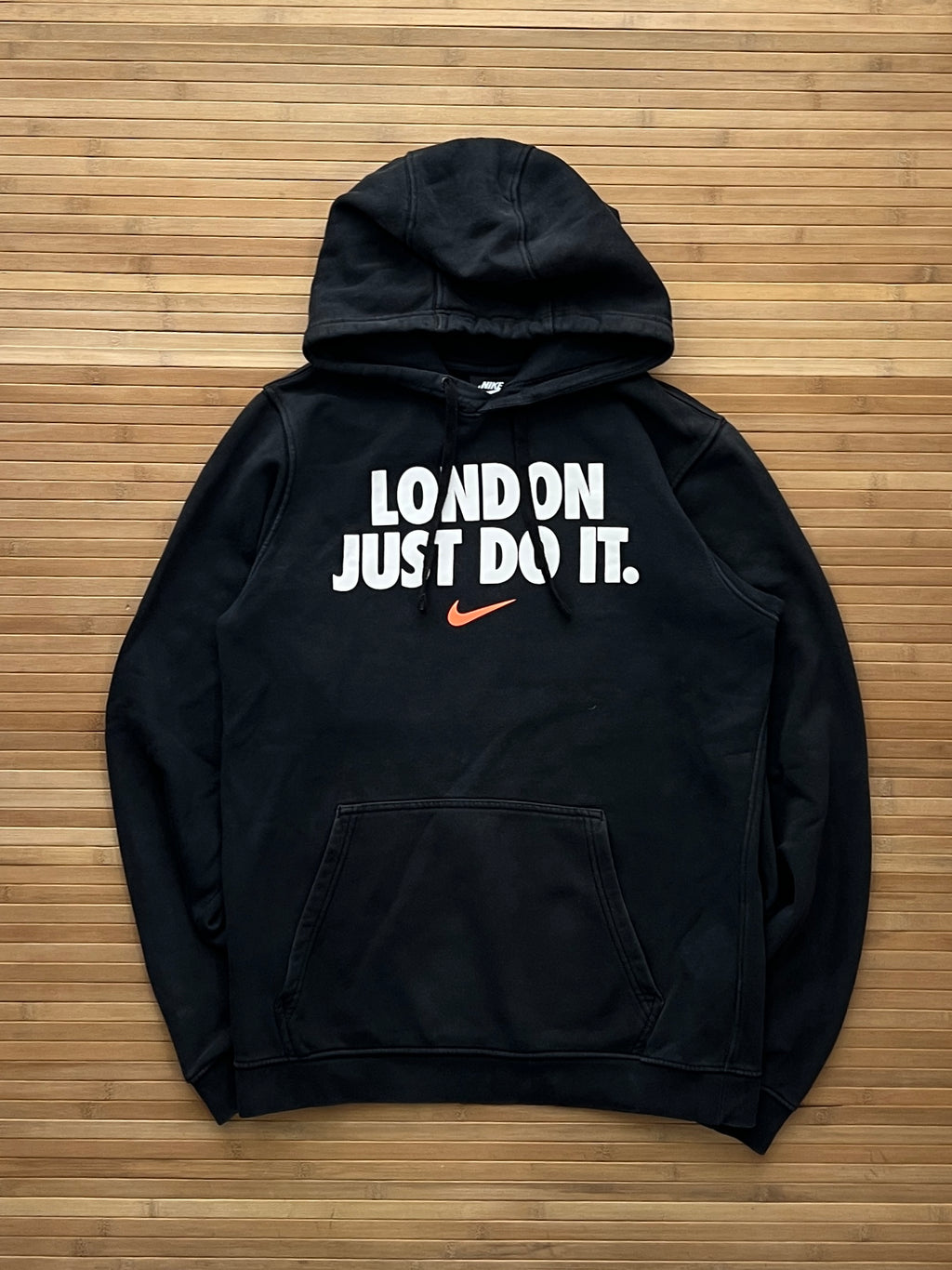 London Nike Hoodie (M)