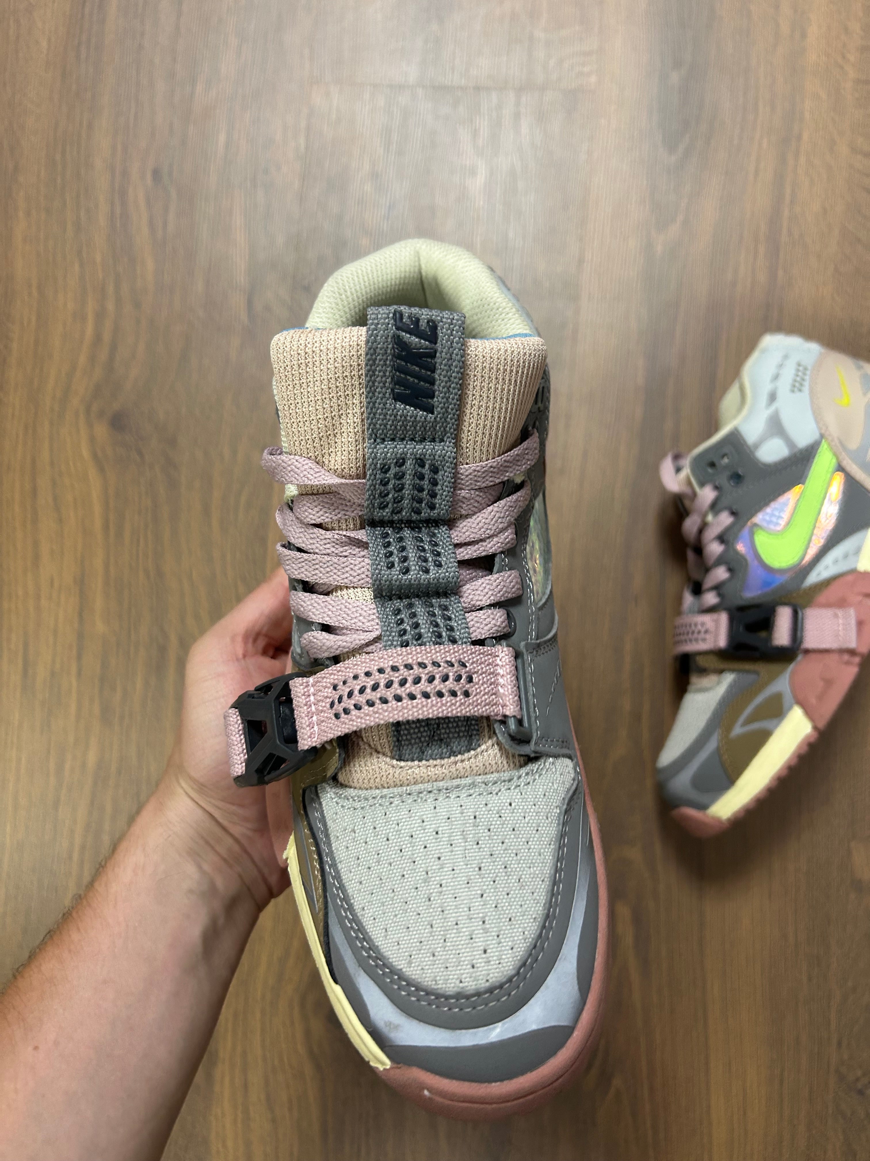 Brand New Nike Air Trainer 1 SP(41)