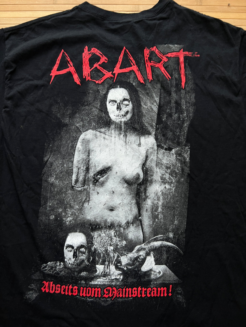 Oisrogon Goth Tshirt (XL)