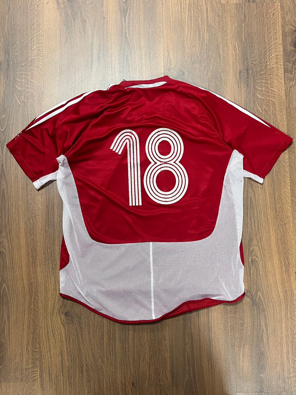 Denmark 2005 Home jersey (XL)