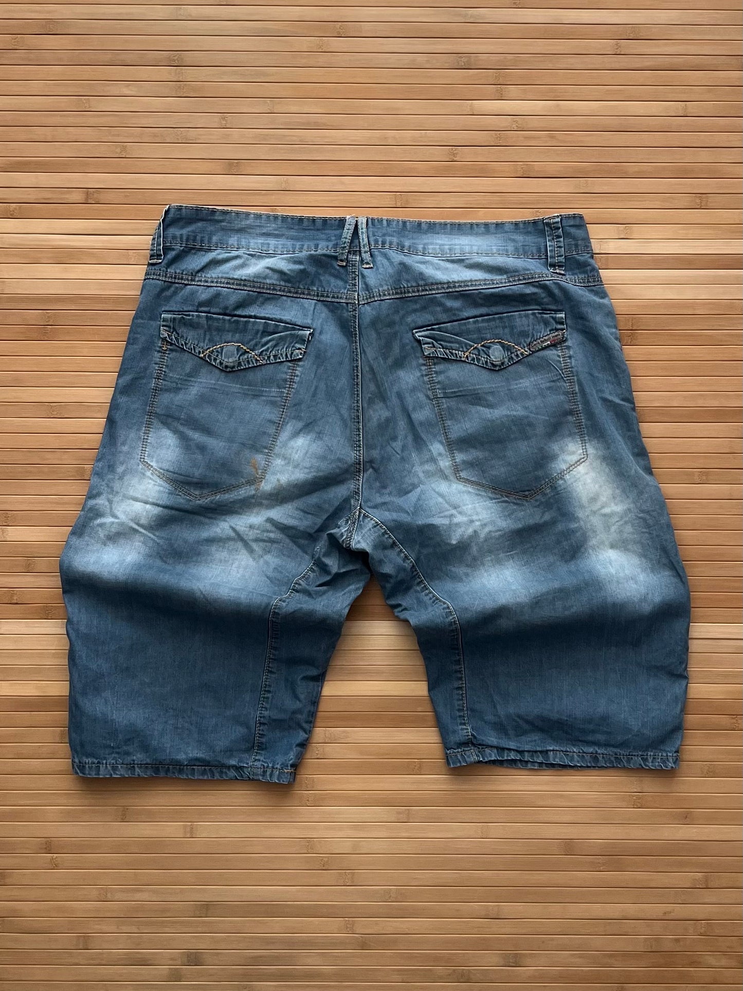 Carlo Belucci Jorts (38)