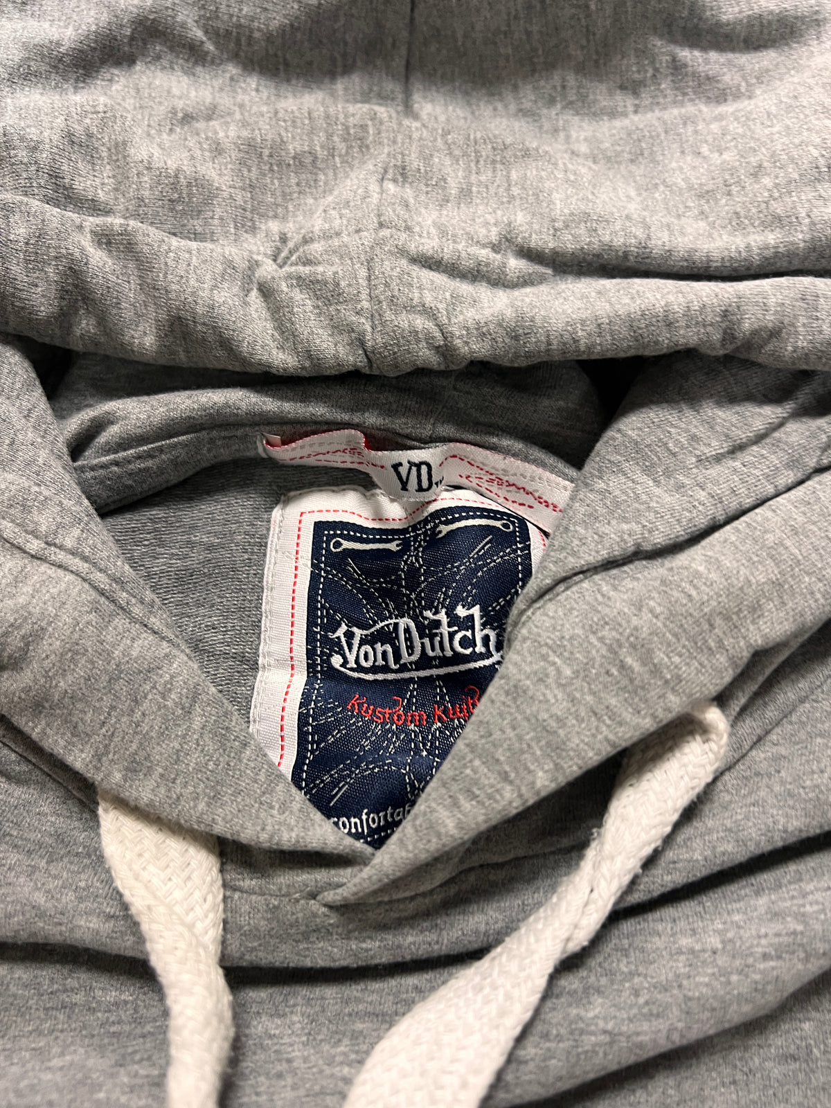 Von dutch hoodie (M)