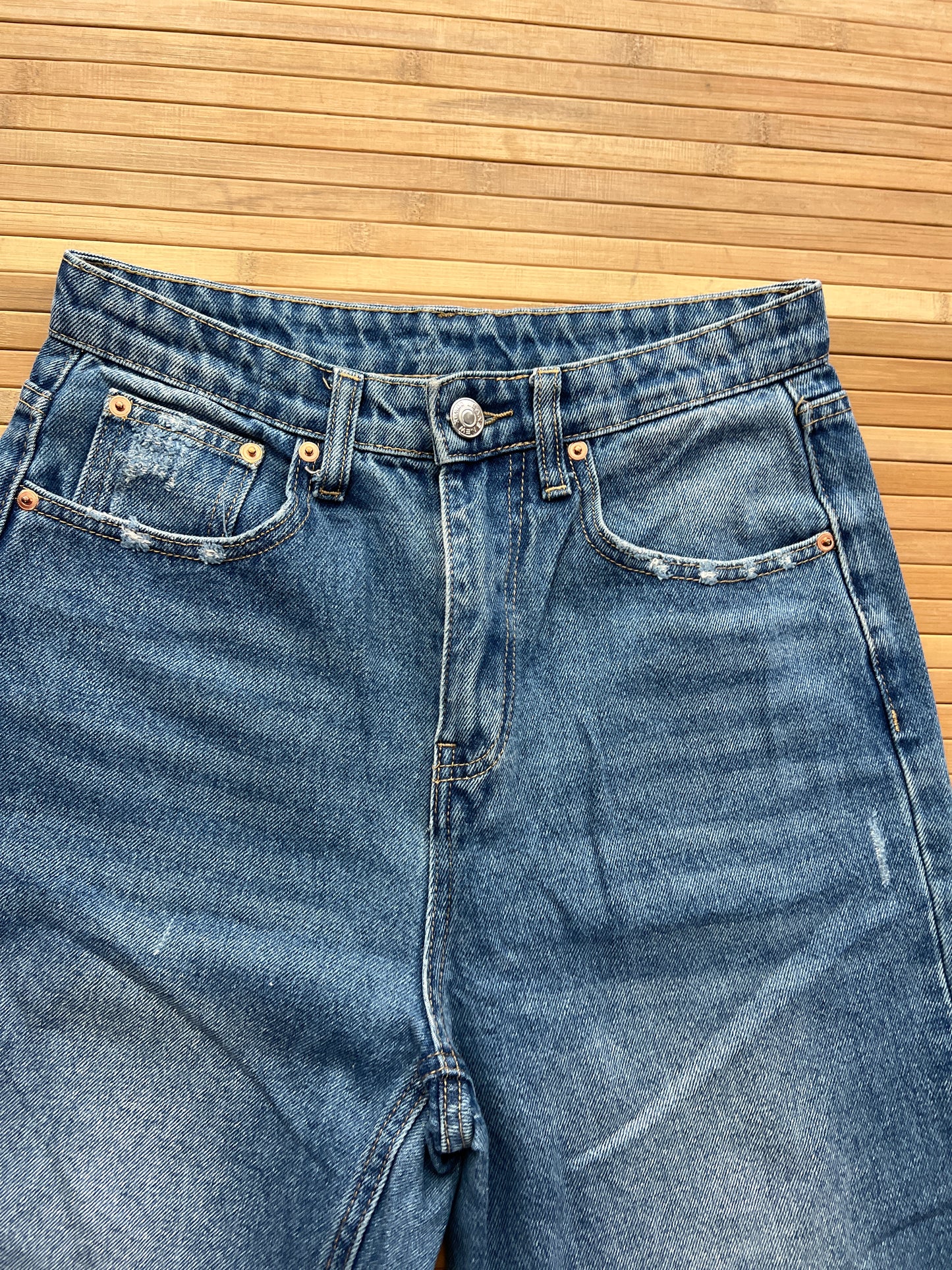 Baggy Ripped Jeans (28x32)