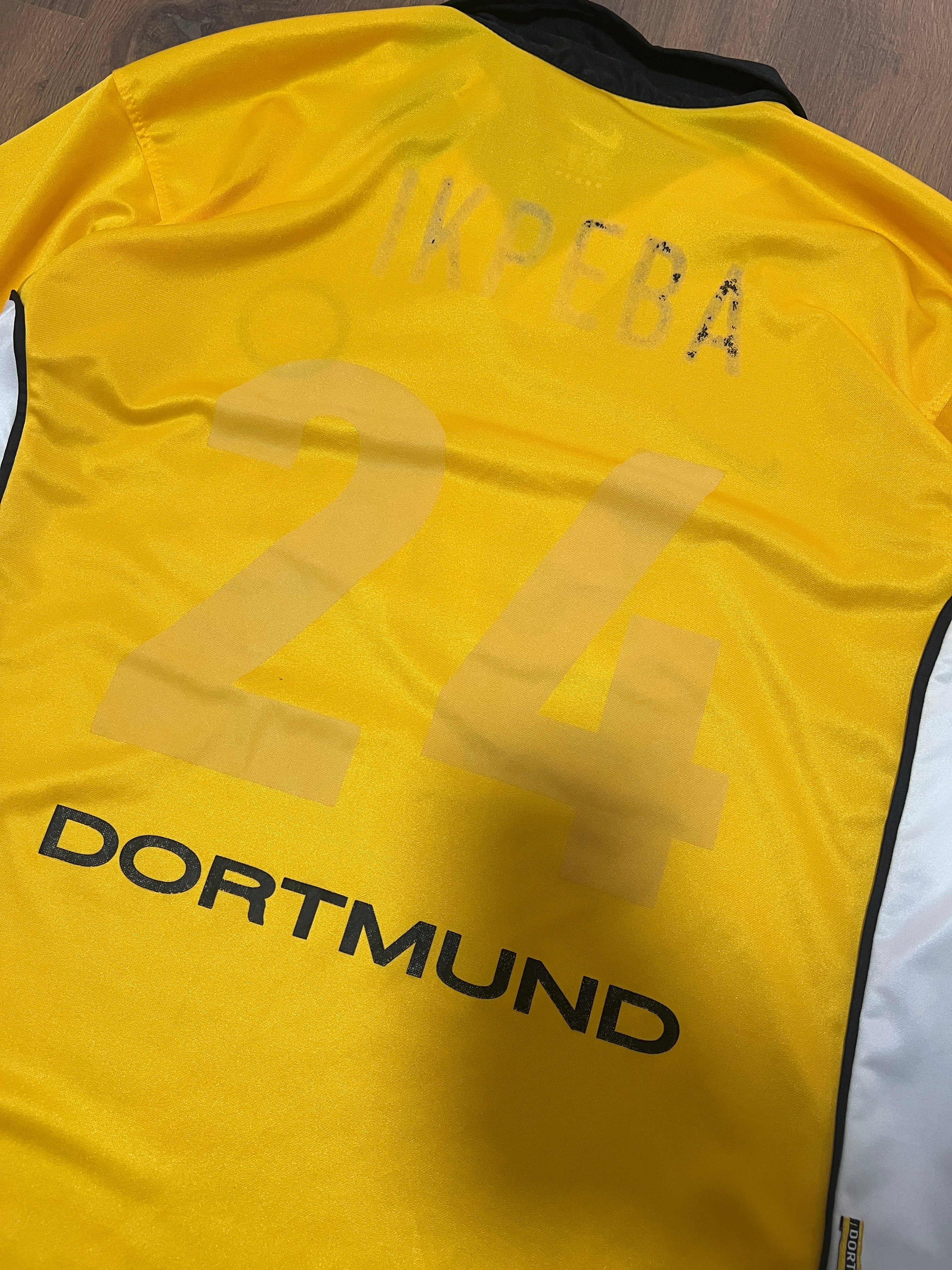 Borussia Dortmund 1998-00 Home Jersey (XL)
