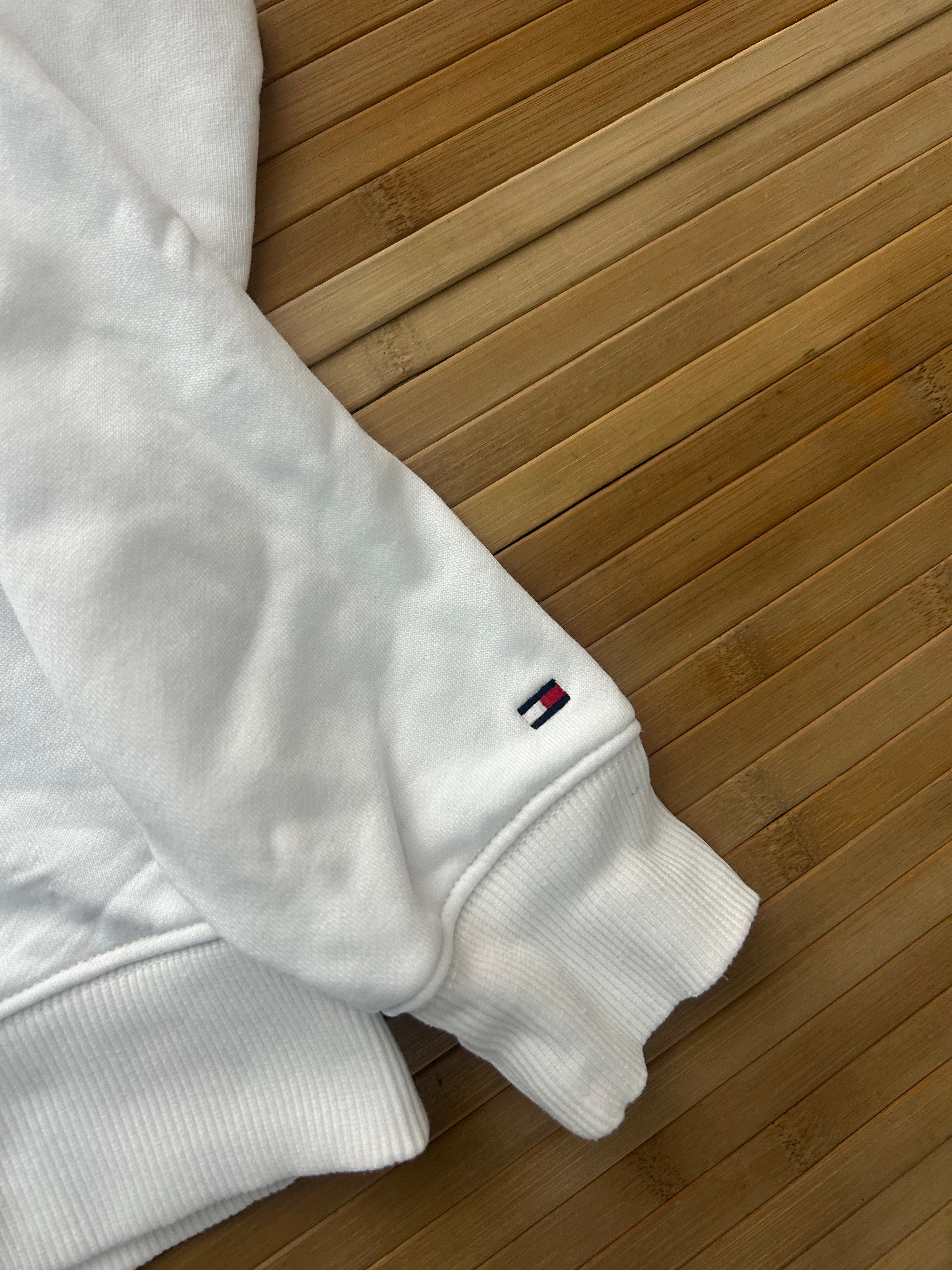 Tommy Embroidery Hoodie 🙋‍♀️(L)